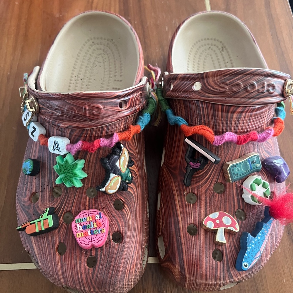 Crocs Classic SZA Clogs with Charms (